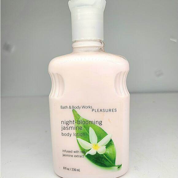 Bath and Body Works Pleasures Night-Blooming Jasmine Body Lotion - Picture 1 of 9